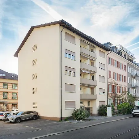Visionapartments Freyastrasse - Contactless Check-in Apartment *